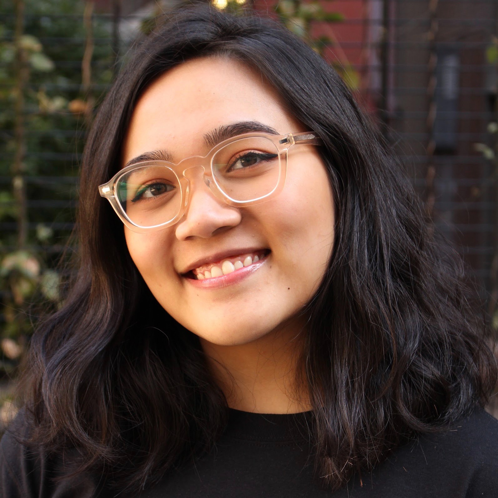 Darin Aqila (She/They)